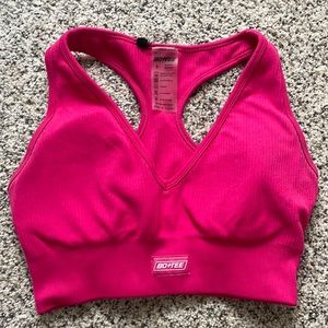 Bo+Tee hot pink sports bra